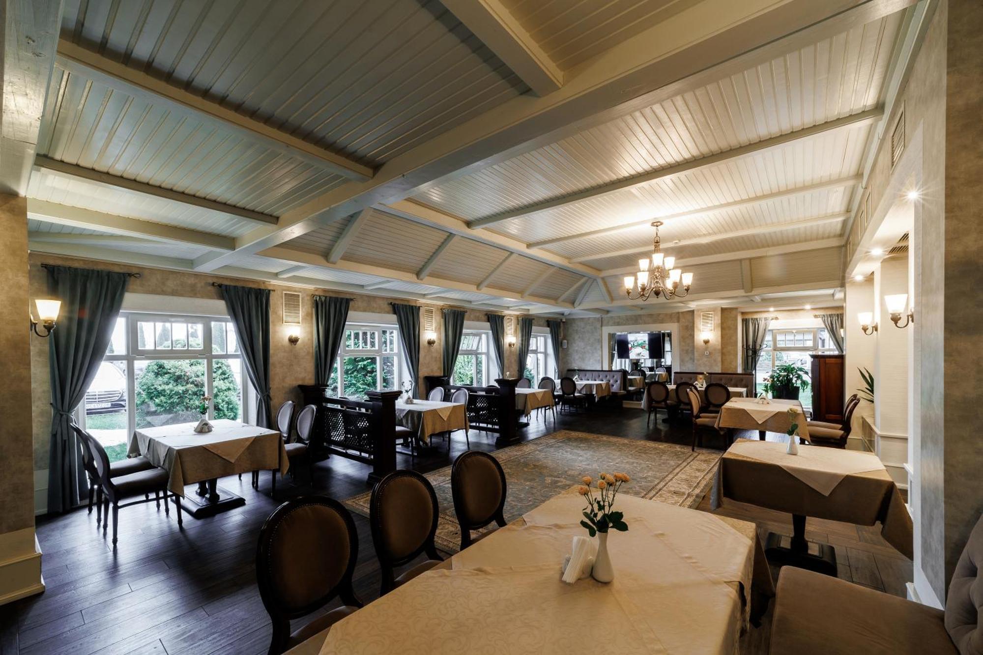 Panska Gora Hotel Sokilnyky ภายนอก รูปภาพ