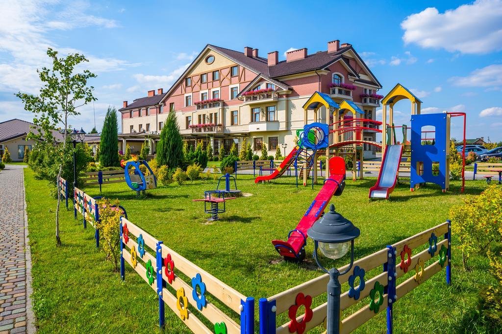 Panska Gora Hotel Sokilnyky ภายนอก รูปภาพ