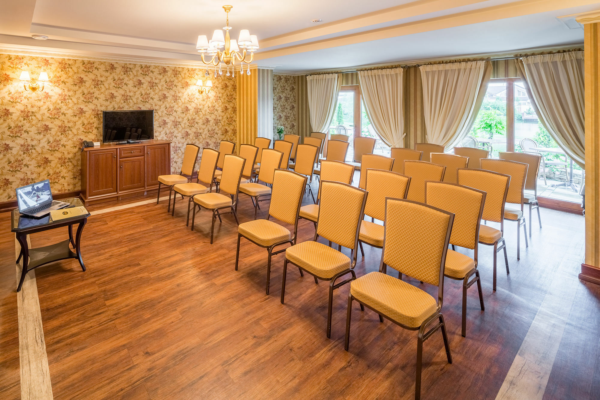 Panska Gora Hotel Sokilnyky ภายนอก รูปภาพ